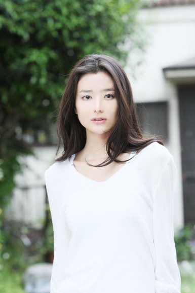 爱游戏中文版_赫尔佐格和德梅隆建筑师事务所设计的切尔西足球俱乐部(图2) 爱游戏官方下载